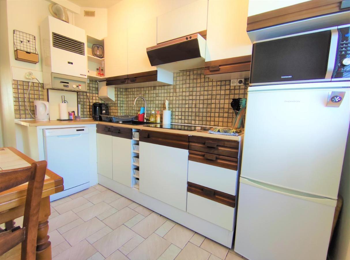 Appartement T3 Lumineux Et Tout Confort De 72 M2 Avec Parking Privatif La Rochelle  Bagian luar foto
