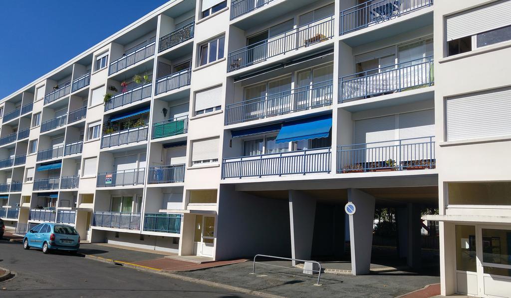 Appartement T3 Lumineux Et Tout Confort De 72 M2 Avec Parking Privatif La Rochelle  Bagian luar foto