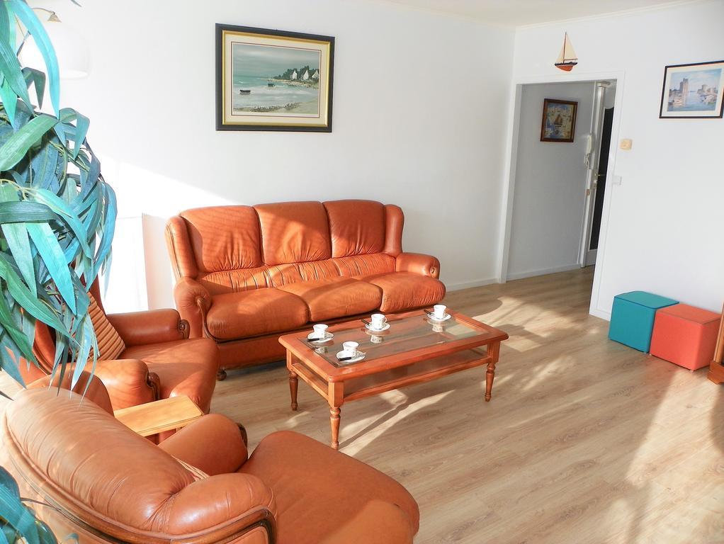 Appartement T3 Lumineux Et Tout Confort De 72 M2 Avec Parking Privatif La Rochelle  Bagian luar foto
