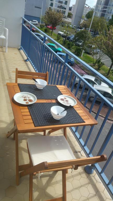 Appartement T3 Lumineux Et Tout Confort De 72 M2 Avec Parking Privatif La Rochelle  Bagian luar foto